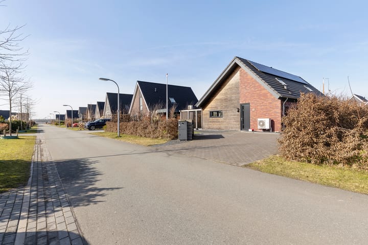 Foto 3 van Leeuwerik 19