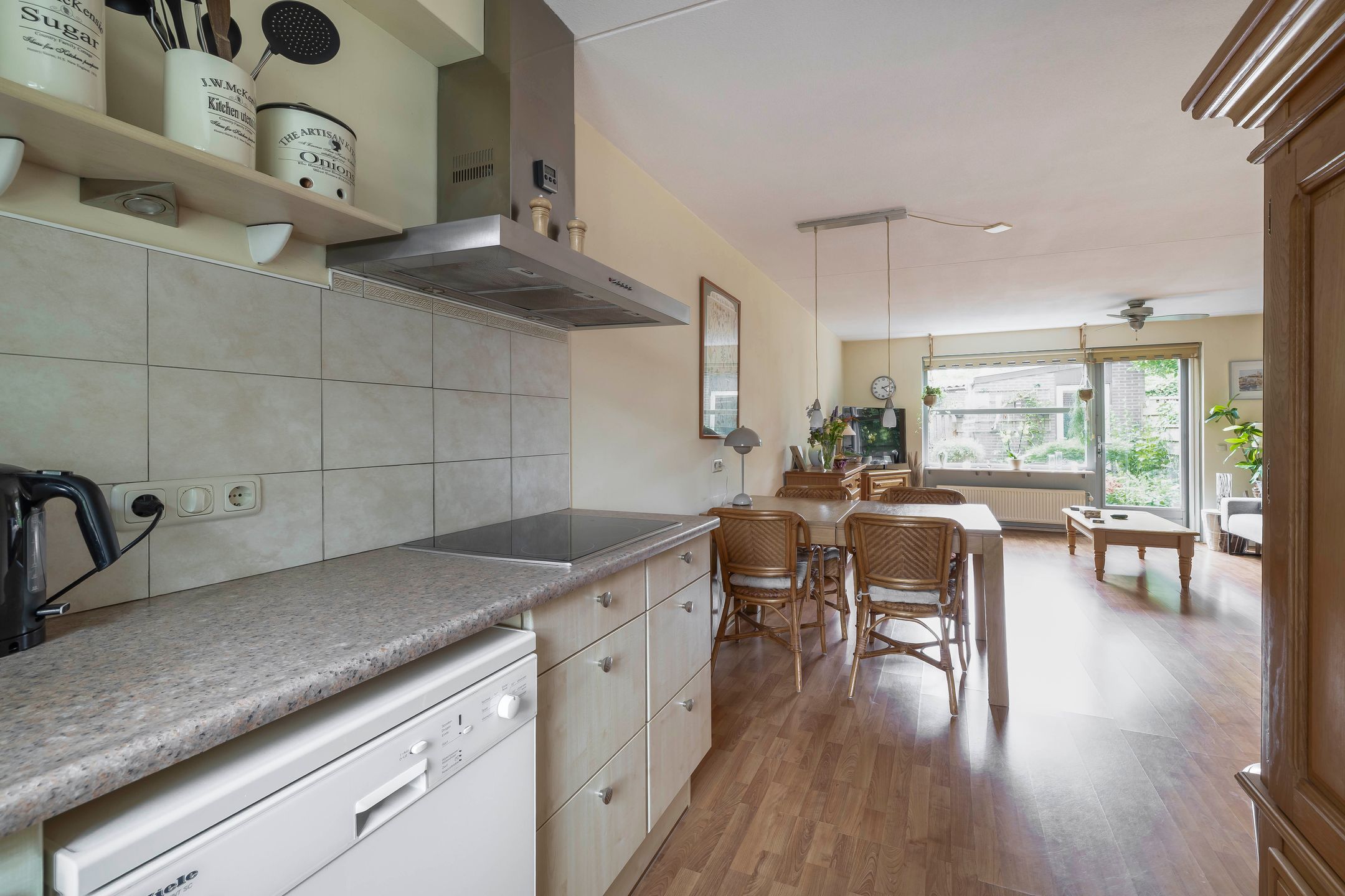 Foto 15 van Godfried Bomansstraat 25