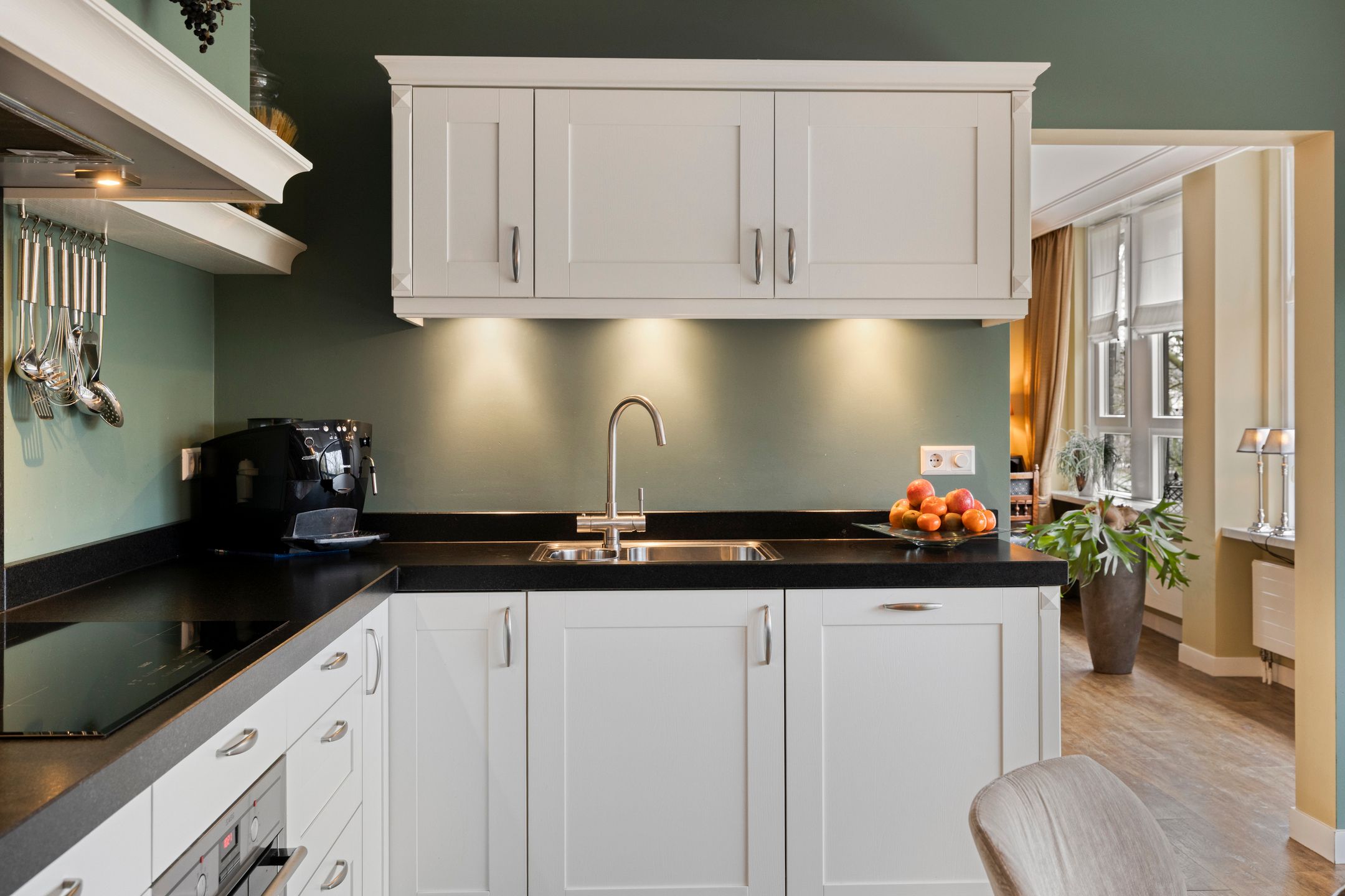 Photo 24 of Scottlaan 106