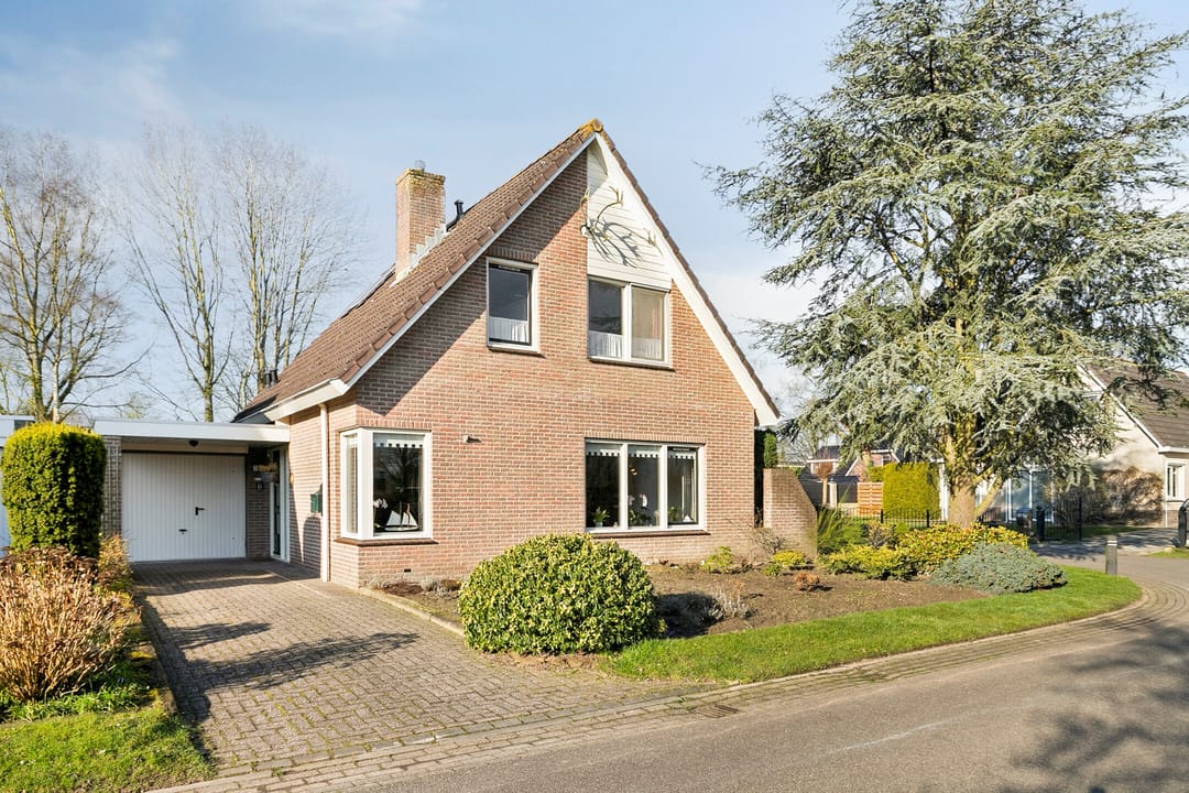 Photo 1 of de Hare 82