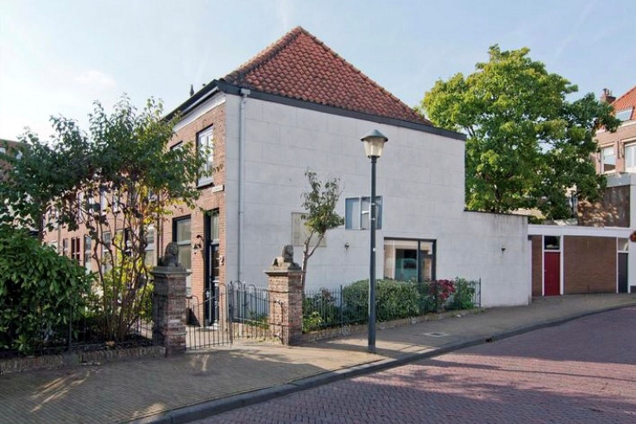 Leeuwenhofje 2