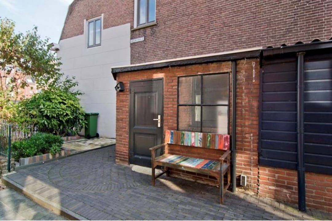 Photo 7 of Leeuwenhofje 2