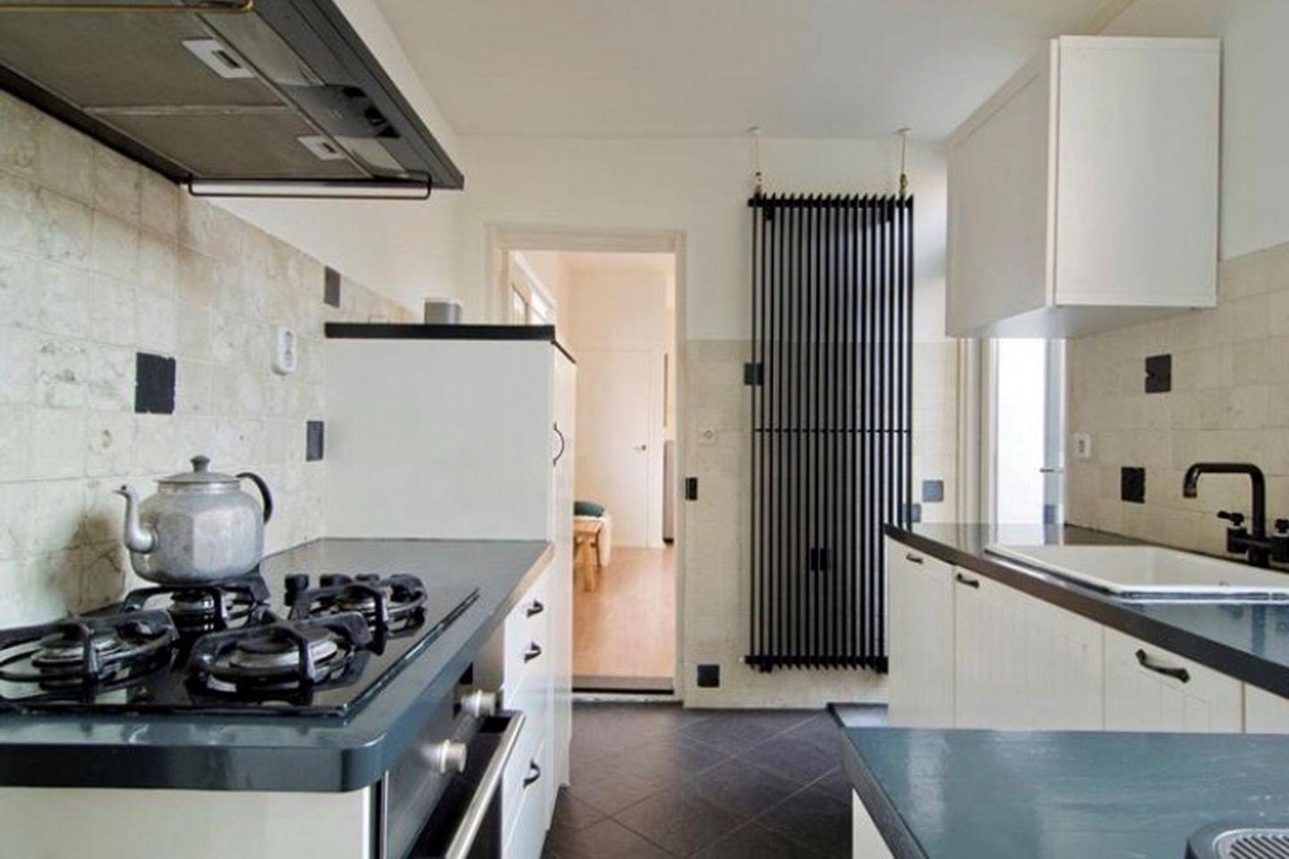 Photo 5 of Leeuwenhofje 2