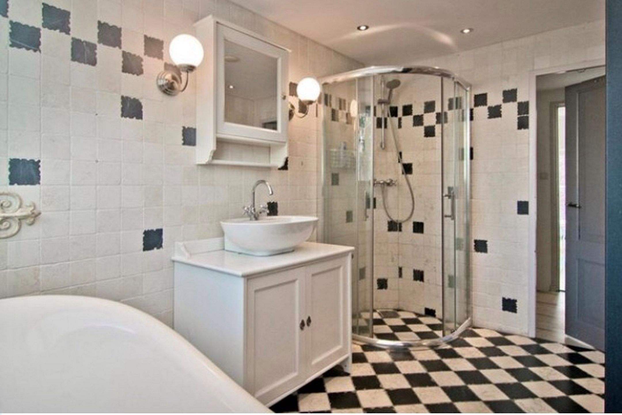 Photo 21 of Leeuwenhofje 2