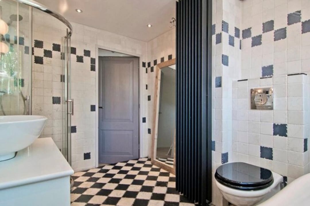 Photo 22 of Leeuwenhofje 2