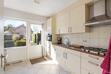 Oeverzicht 15 tertiary image