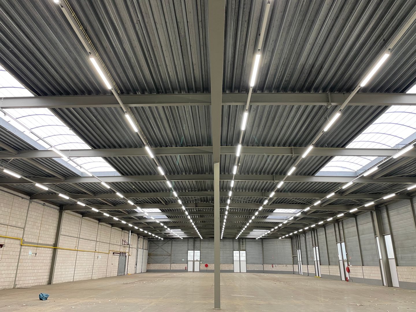 View photo 3 of Vlotbrugweg 10