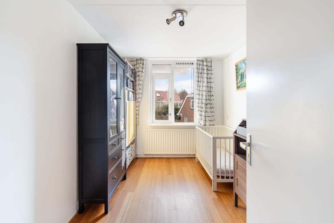 Photo 31 of Atjehstraat 13-A