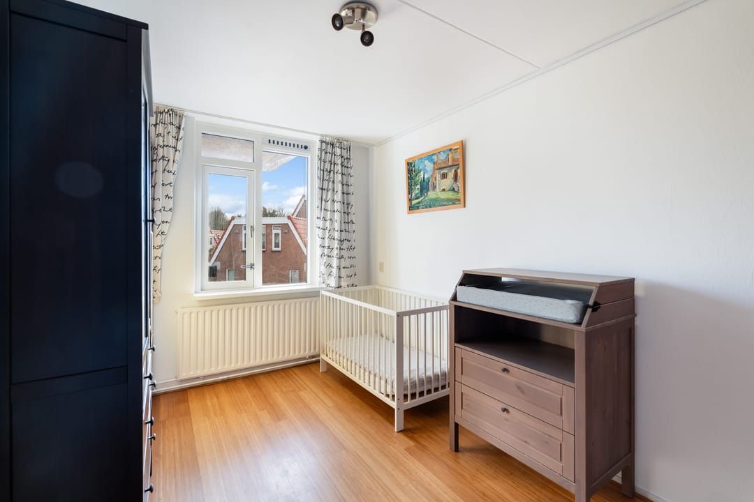 Photo 32 of Atjehstraat 13-A