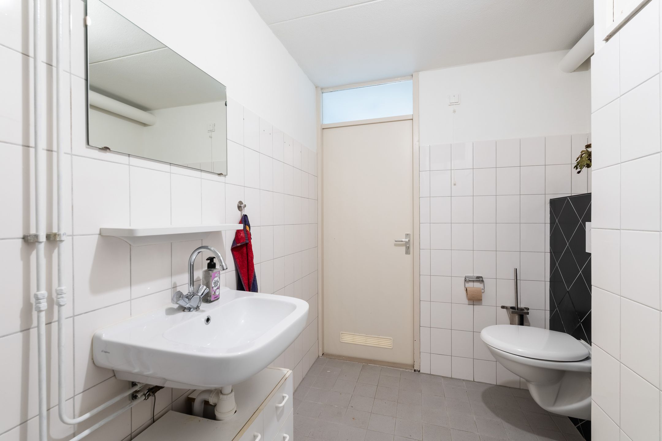 Photo 42 of Atjehstraat 13-A