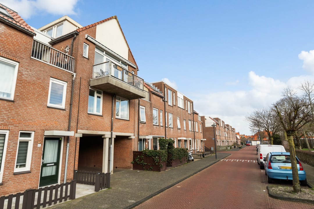 Photo 53 of Atjehstraat 13-A