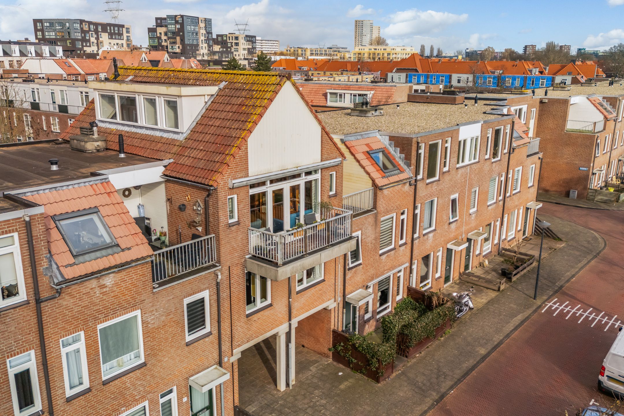 Photo 54 of Atjehstraat 13-A