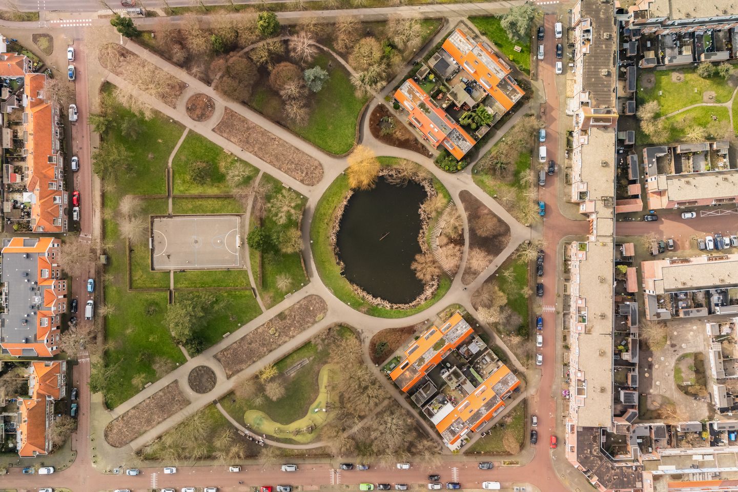 Photo 59 of Atjehstraat 13-A