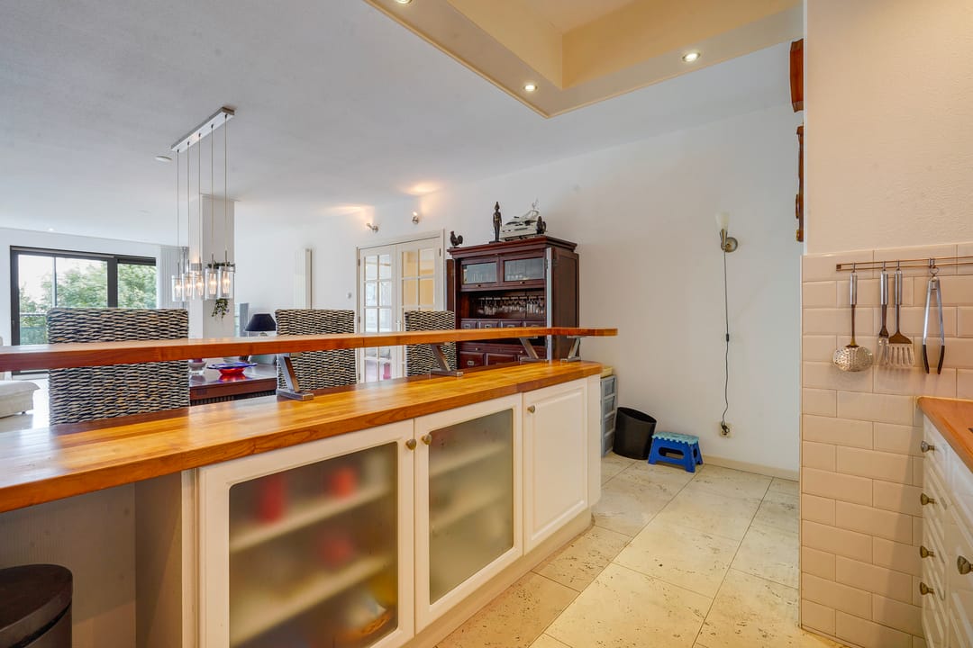 Foto 28 van Dokter Van Ledestraat 60