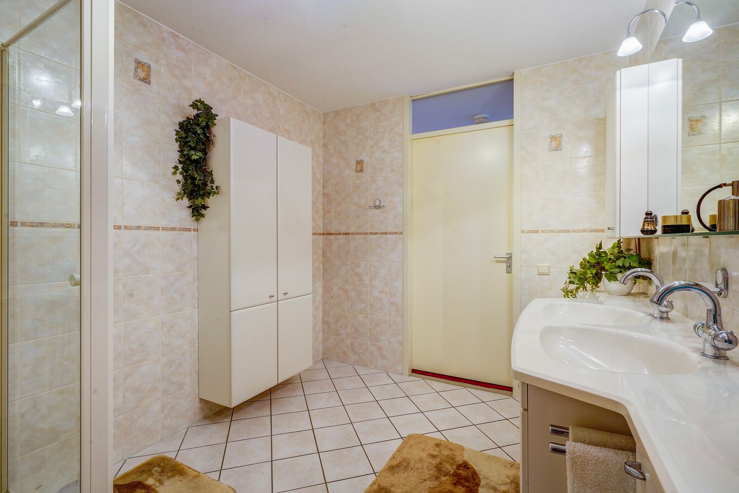 Foto 35 van Dokter Van Ledestraat 60