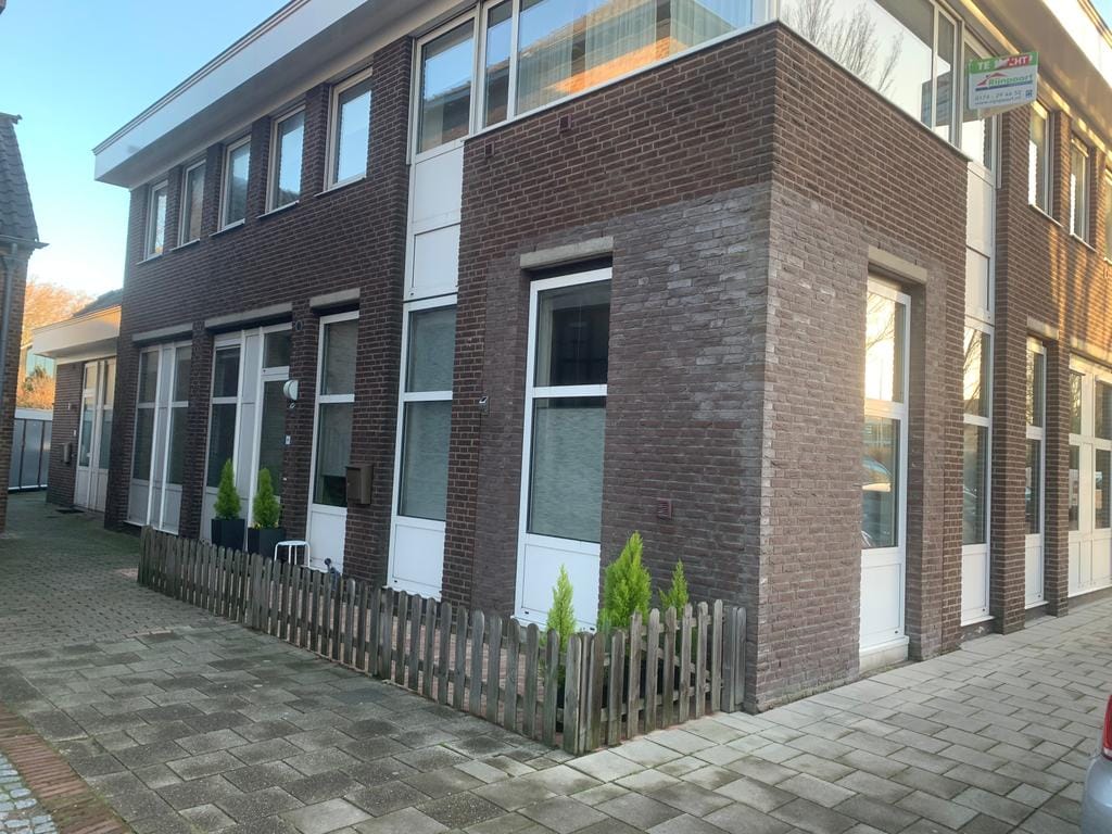 Foto 1 van Voorstraat 98-B
