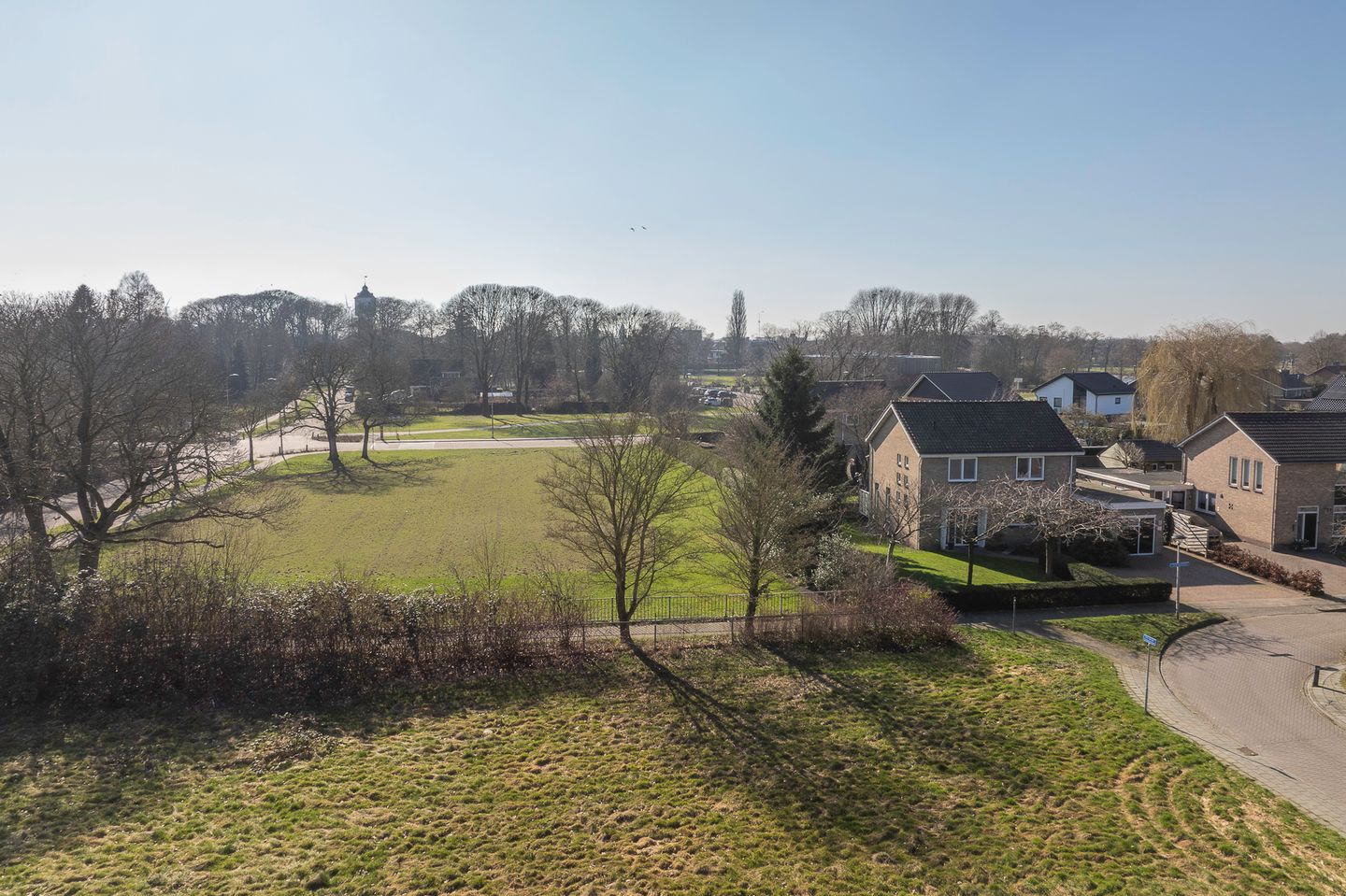 Foto 4 van Lesturgeonstraat 1