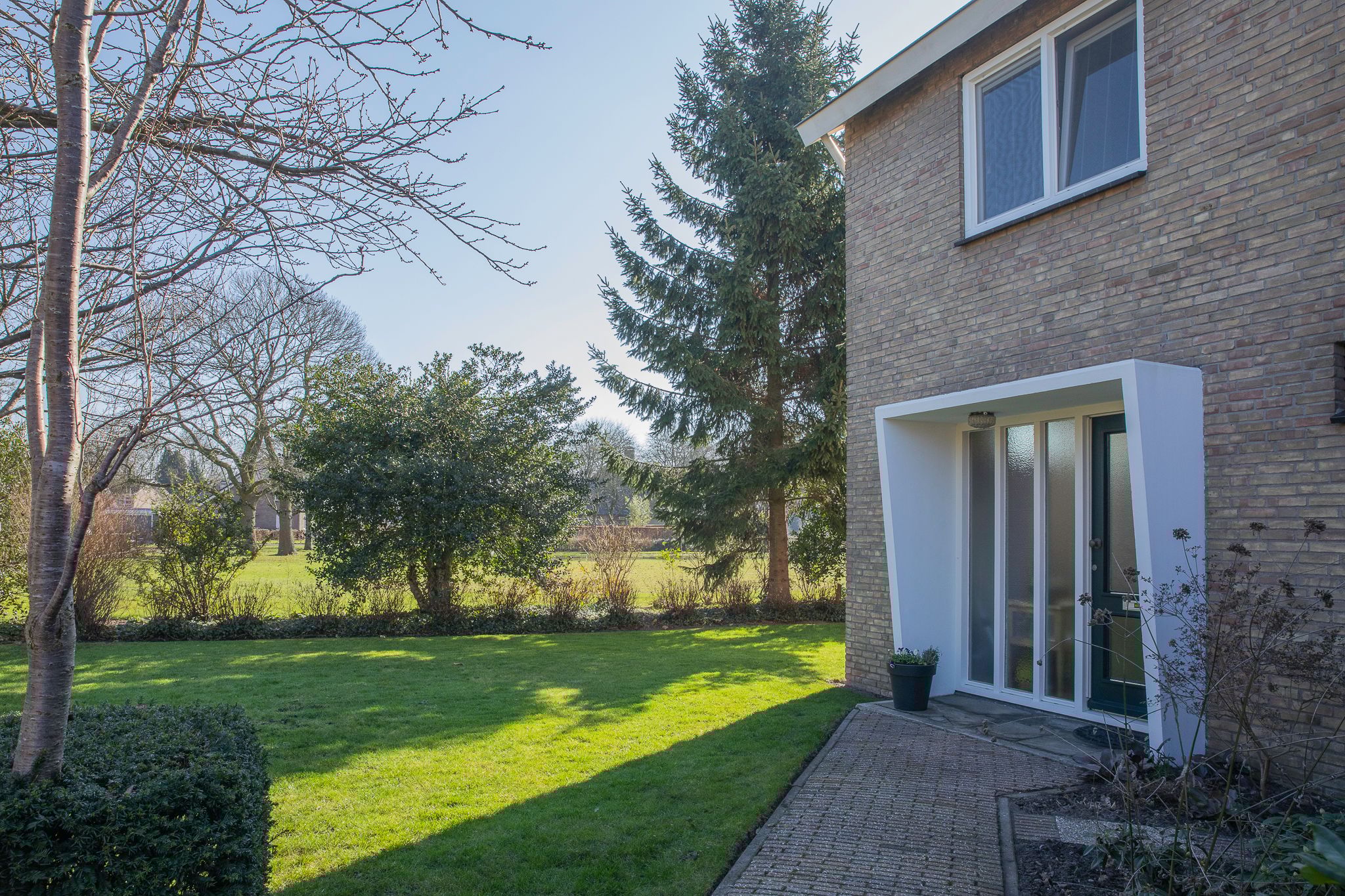 Foto 42 van Lesturgeonstraat 1