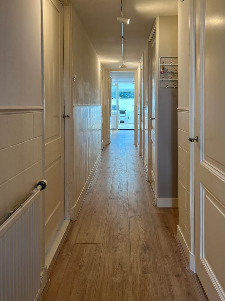 Photo 2 of Obrechtstraat 19-A