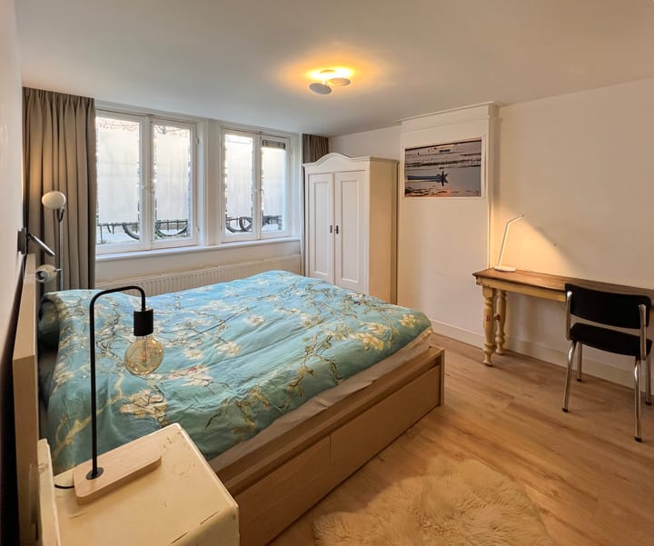 Photo 4 of Obrechtstraat 19-A