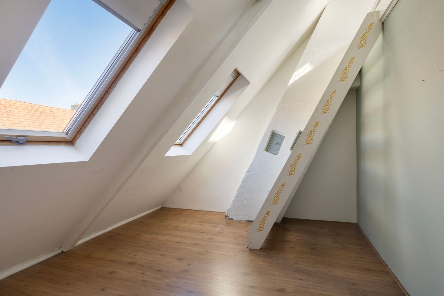 Foto 34 van Louise Henriettestraat 18-A