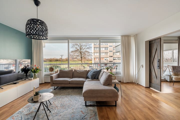 Photo 2 of Merellaan 91