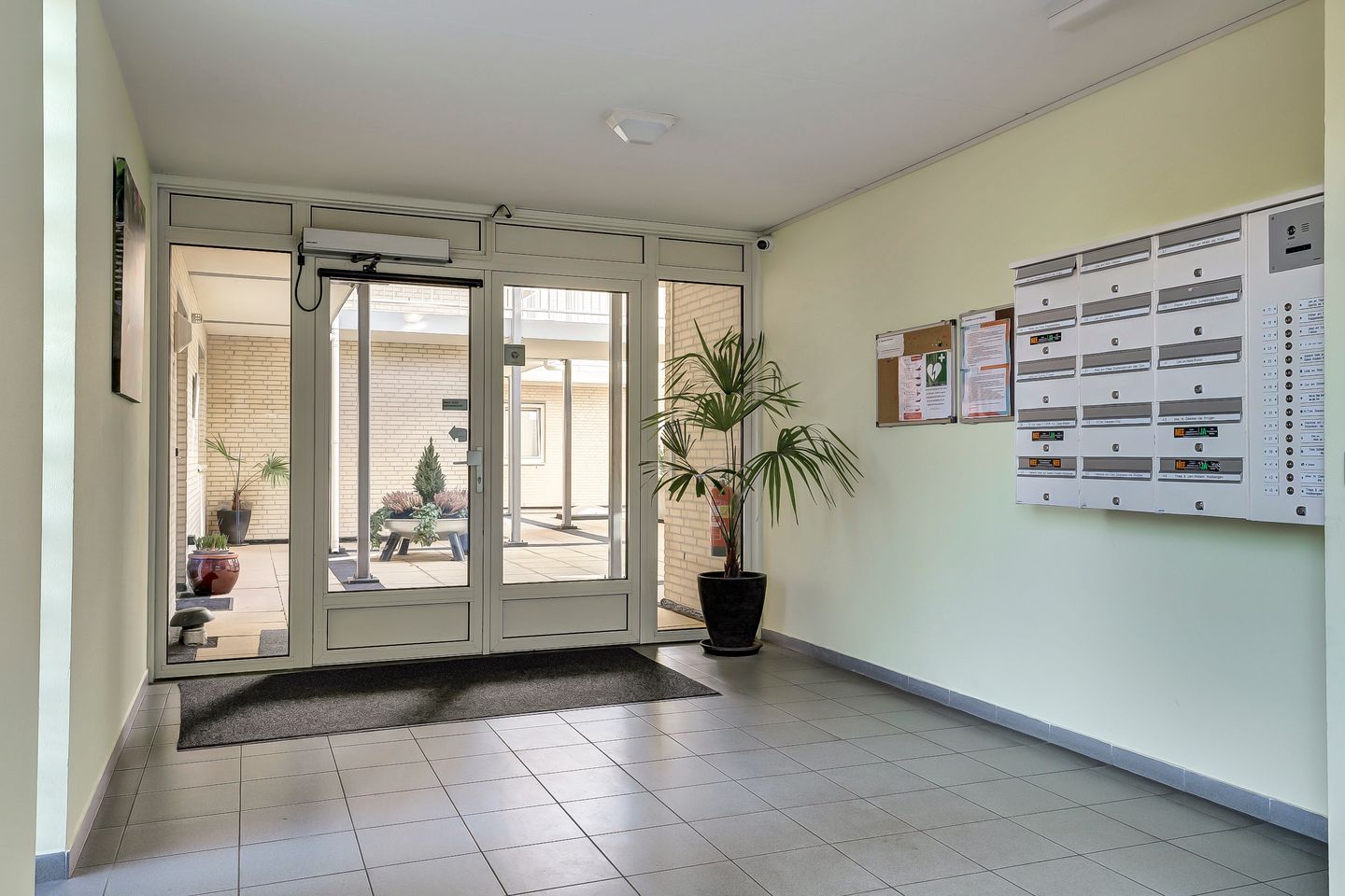 Foto 5 van Oostelijke Randweg 29