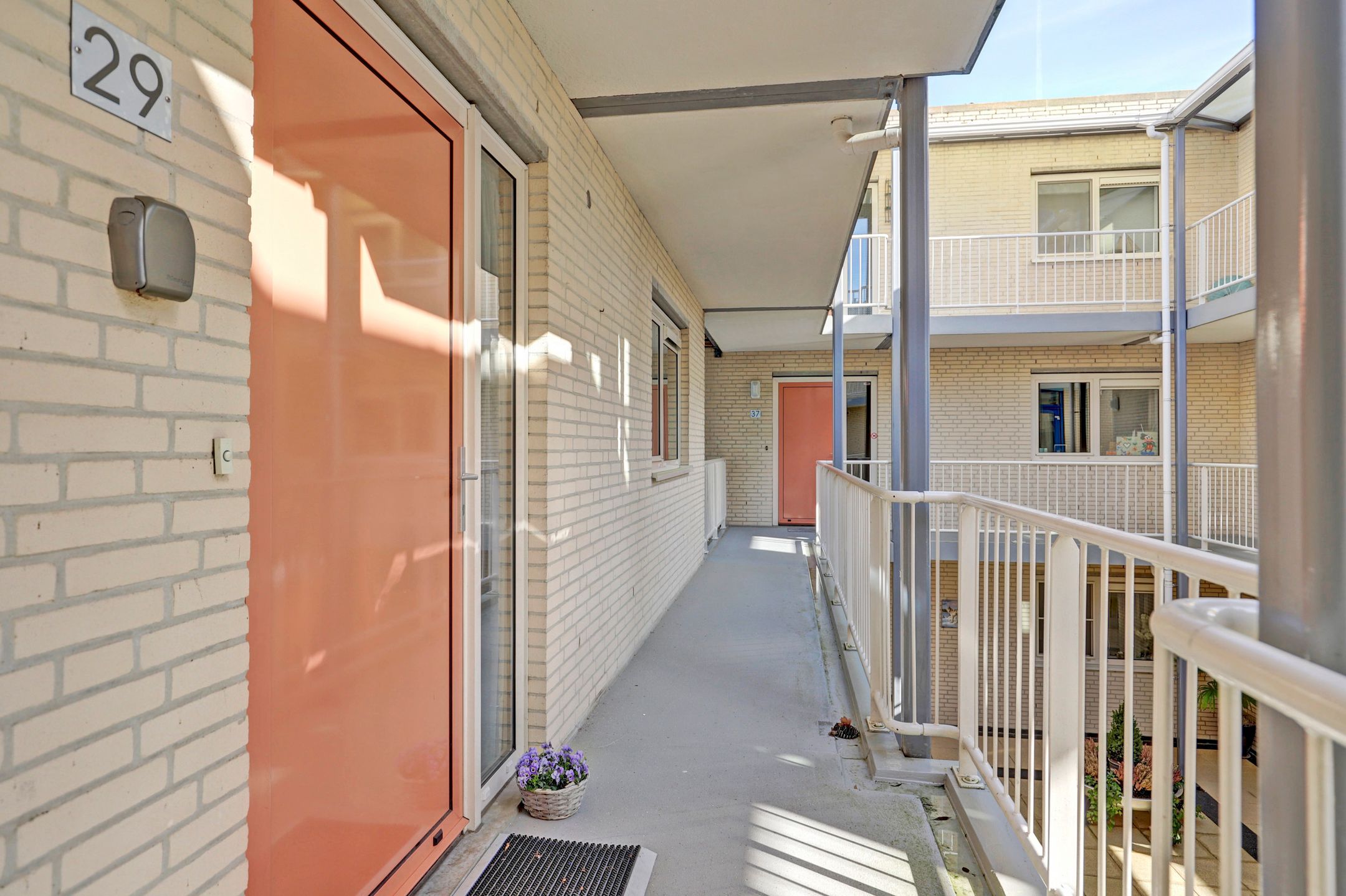 Foto 9 van Oostelijke Randweg 29