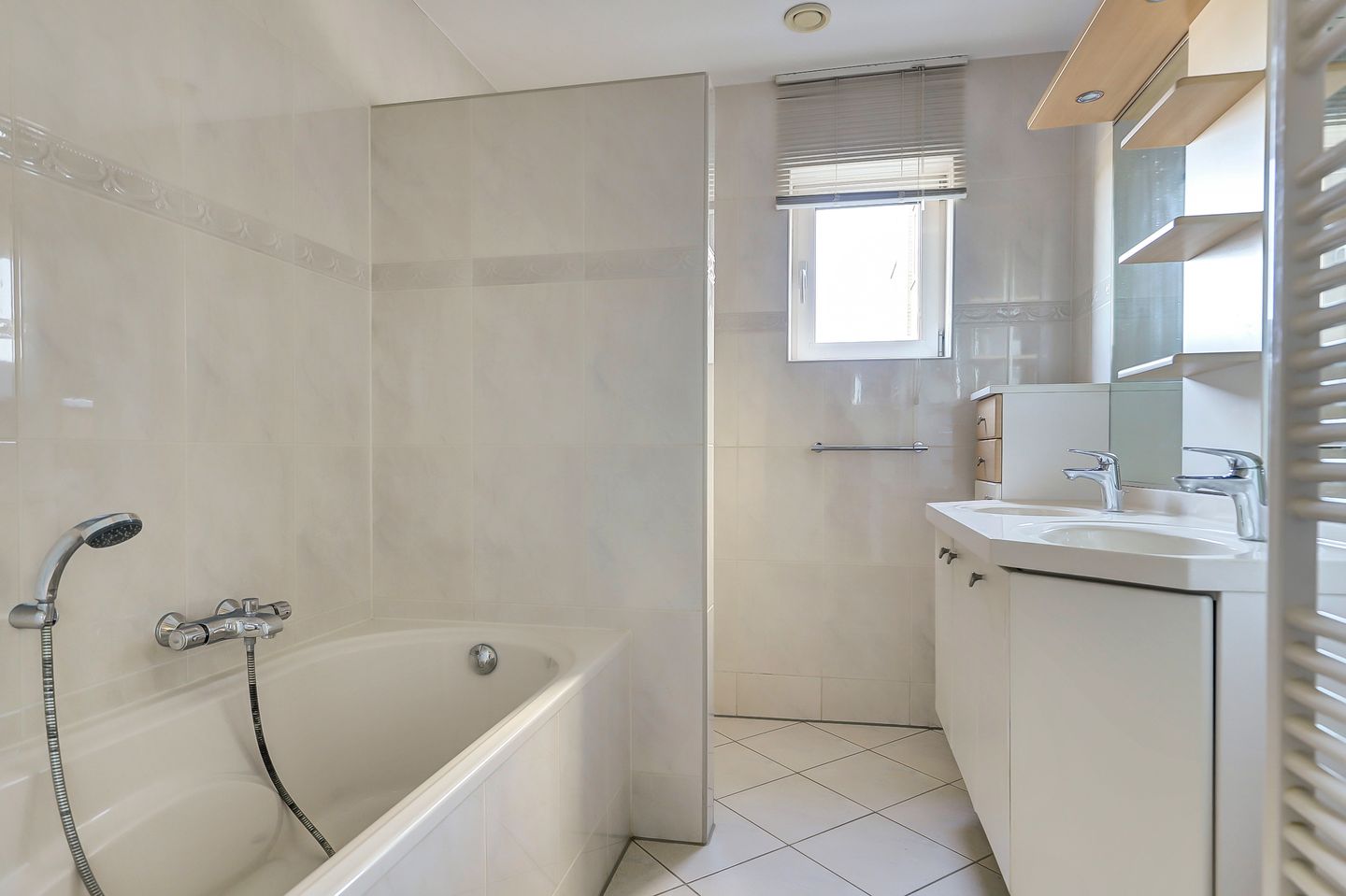 Foto 35 van Oostelijke Randweg 29