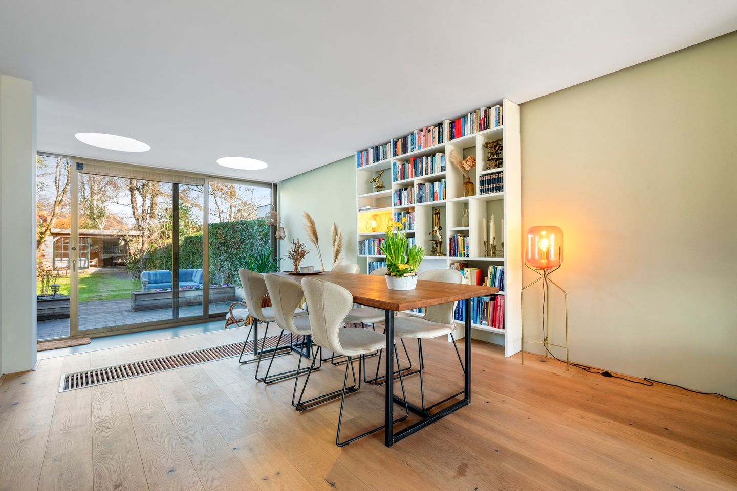 Photo 10 of Julianaplein 7