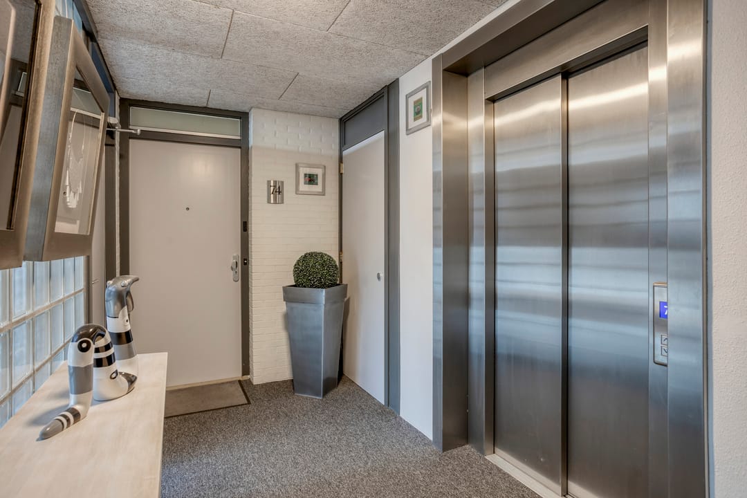 Foto 8 van Bisonstraat 74