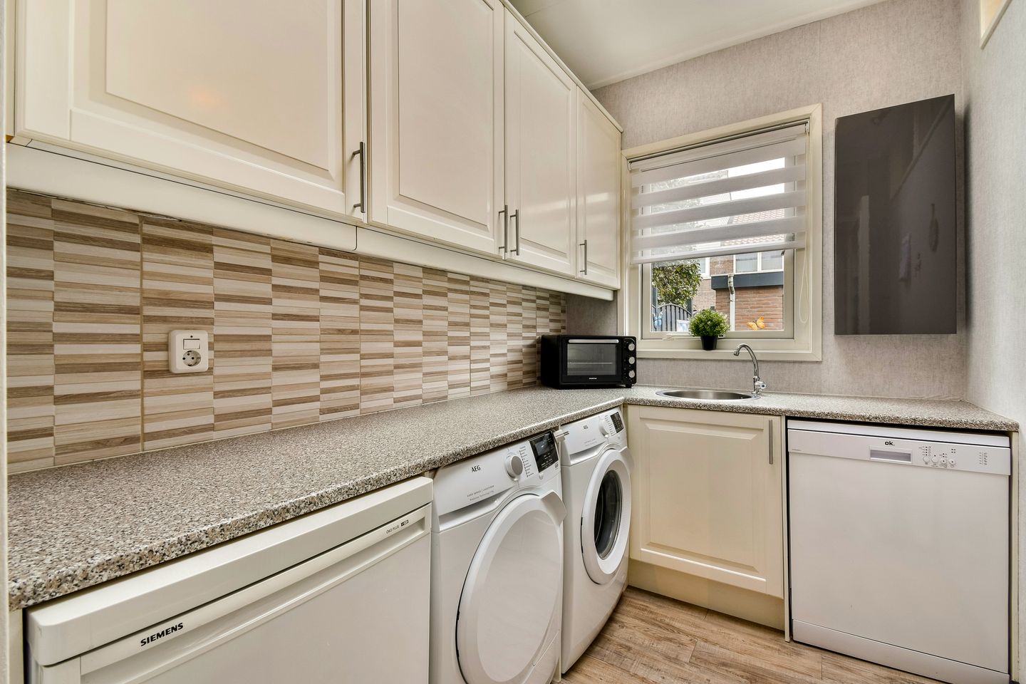 Photo 10 of Jan Vethkade 60