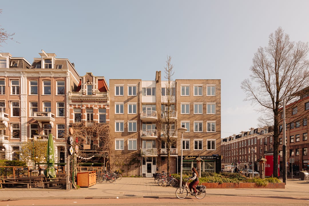 Photo 2 of Linnaeusstraat 31-C