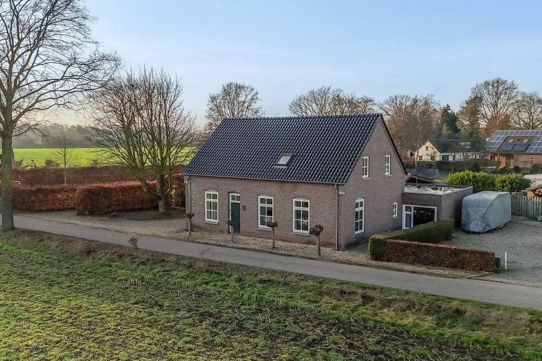 Photo 37 of Weversstraat 17