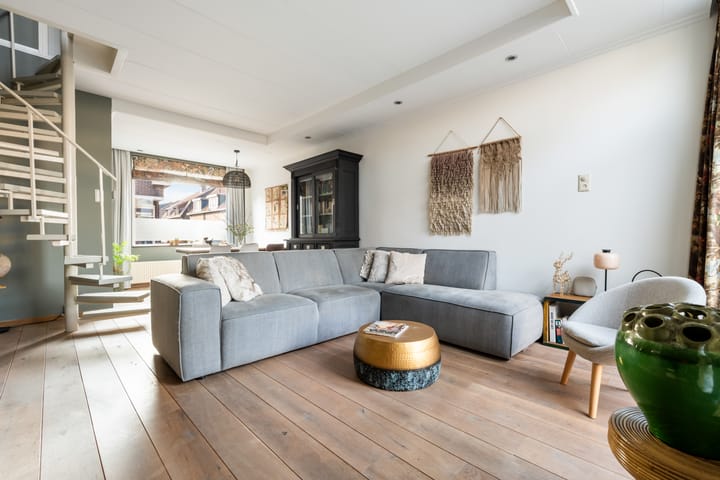 Photo 2 of Frederik Hendrikstraat 16