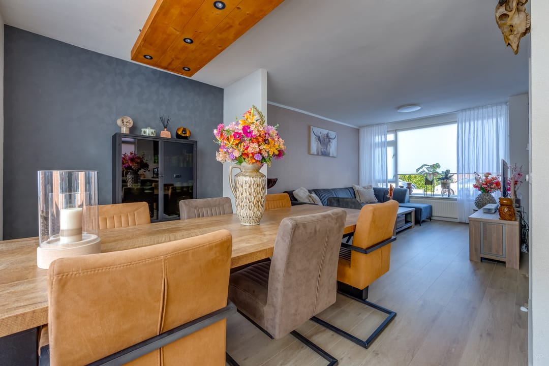 Foto 8 van Meester Neuteboomstraat 26