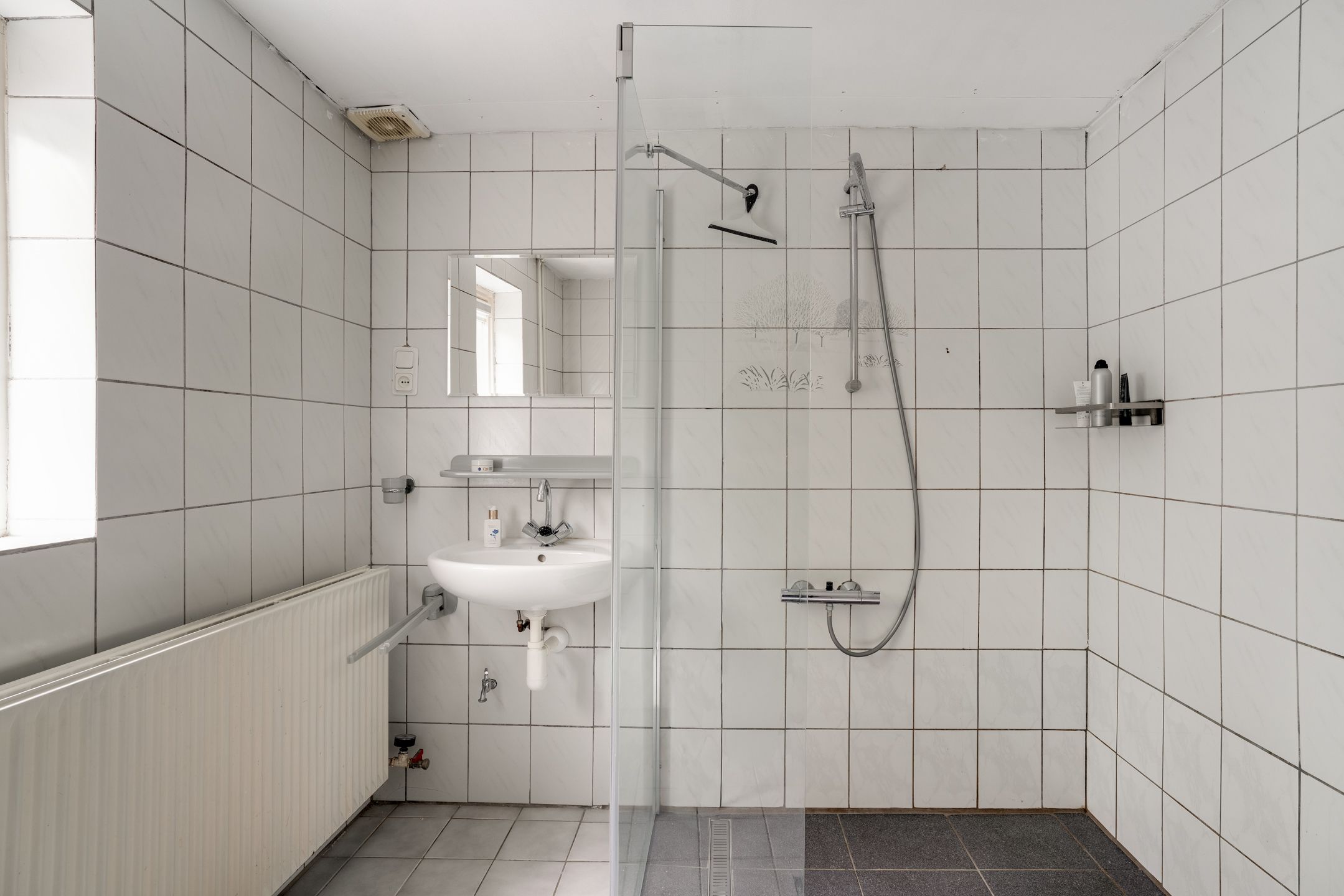 Spacious semi-detached home with 6 bedrooms and deep garden in Babberich — 17
