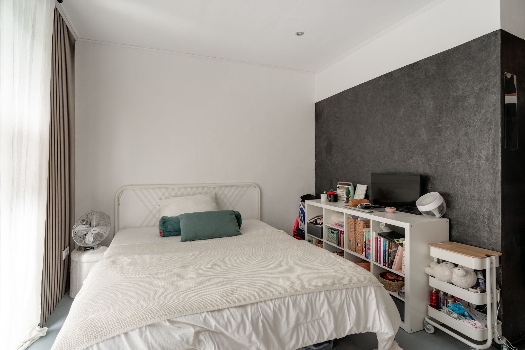 Spacious semi-detached home with 6 bedrooms and deep garden in Babberich — 29