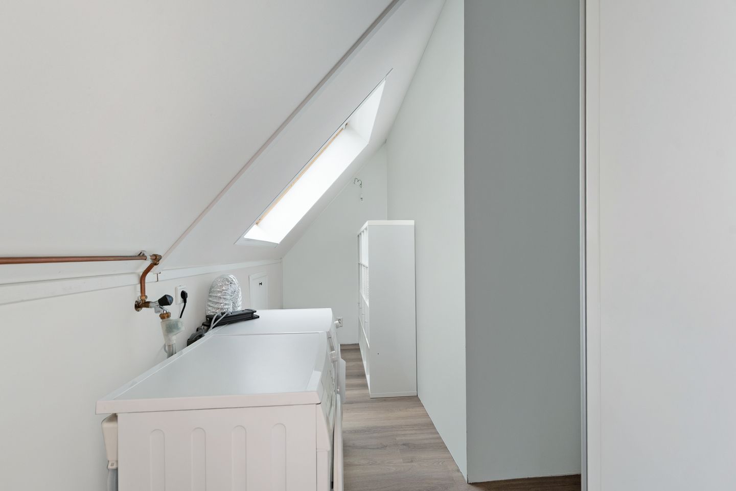 Spacious corner house with garage and waterfront location in Amersfoort — 34