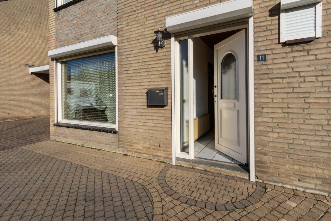 Photo 7 of Engelbrechtstraat 11