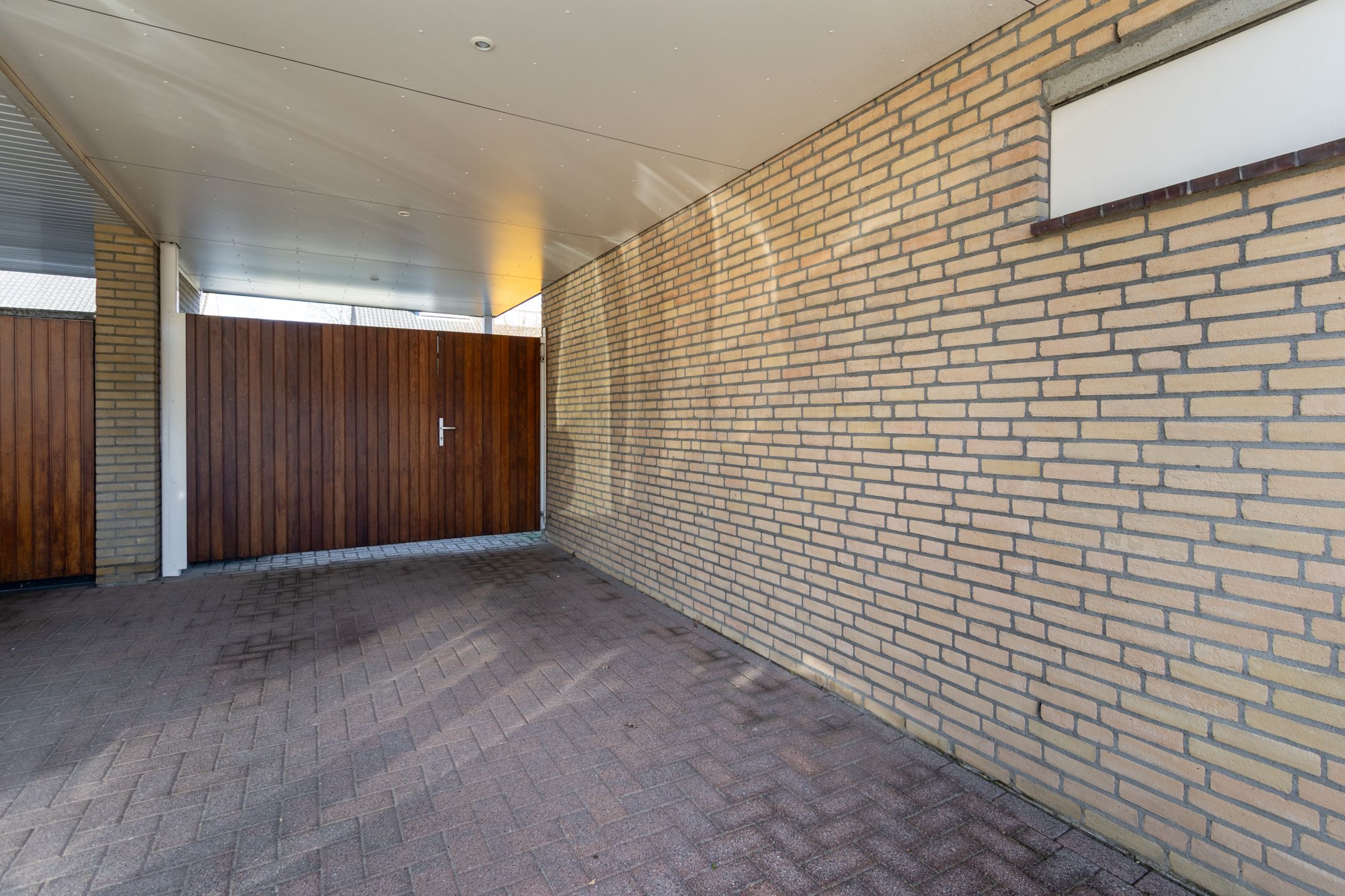 Photo 33 of Engelbrechtstraat 11