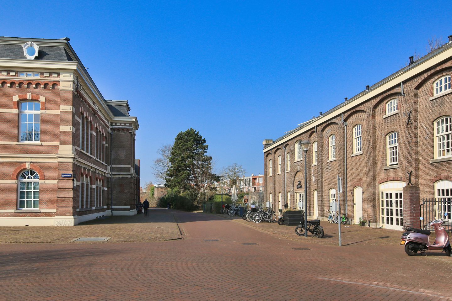 Foto 35 van Huzarenstraat 7