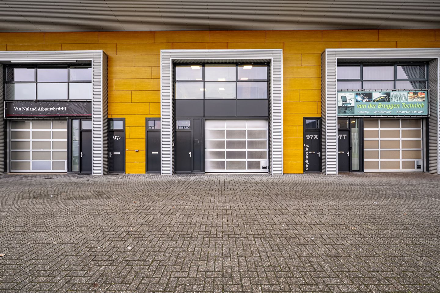 View photo 1 of Landweerstraat-Zuid 97-U