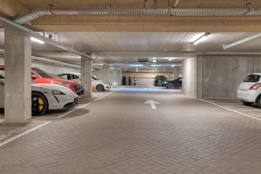 Photo 37 of Torenallee 69-087