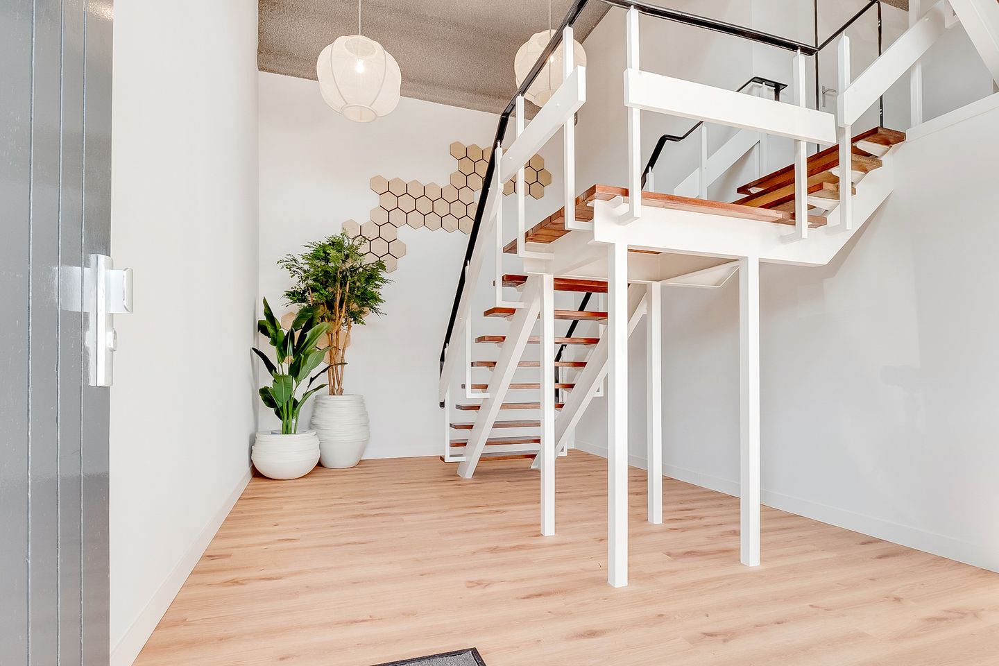 Bekijk foto 3 van Pampuslaan 67