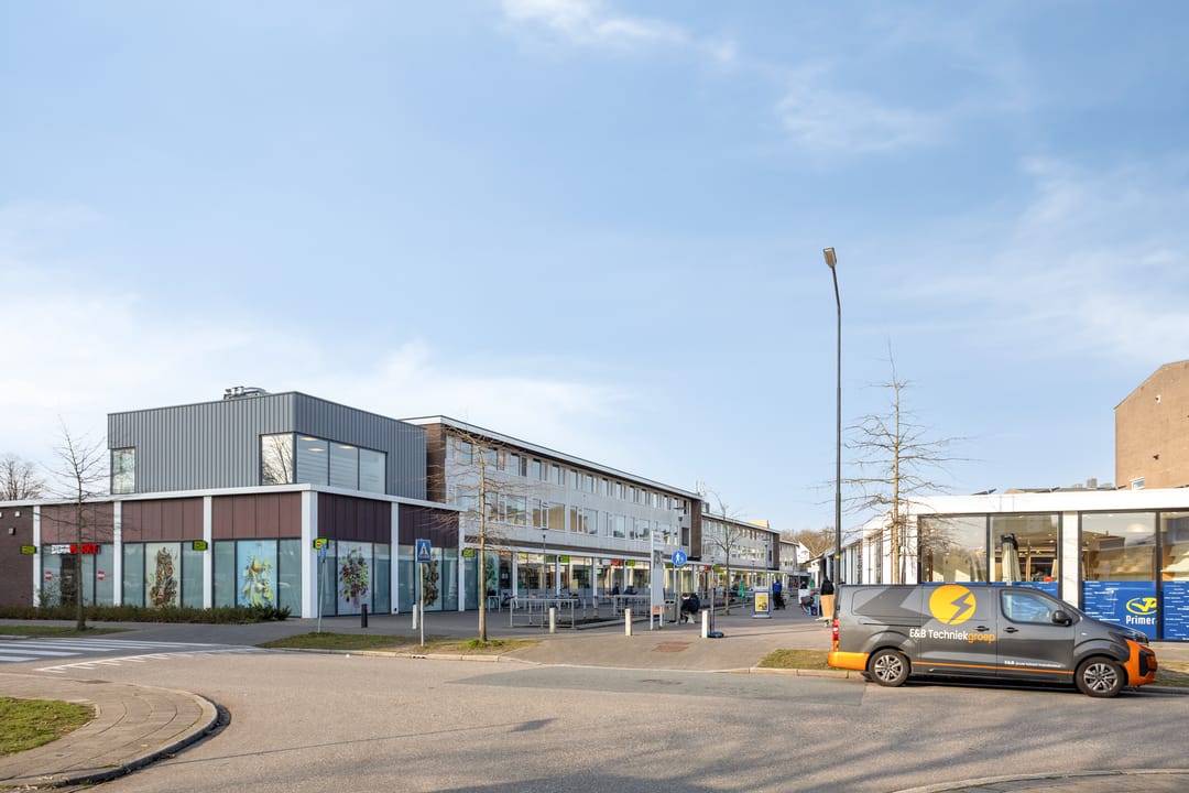 Photo 28 of Nobelstraat 40