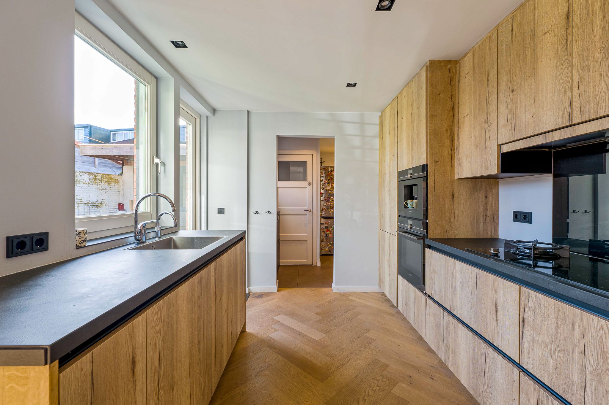 Photo 9 of Professor Dondersstraat 12