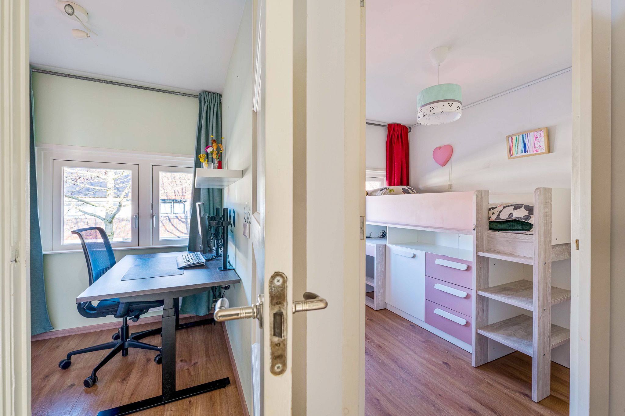 Photo 30 of Professor Dondersstraat 12