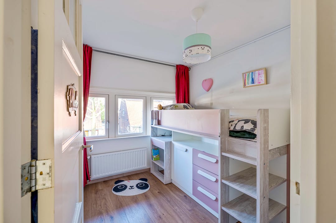 Photo 31 of Professor Dondersstraat 12