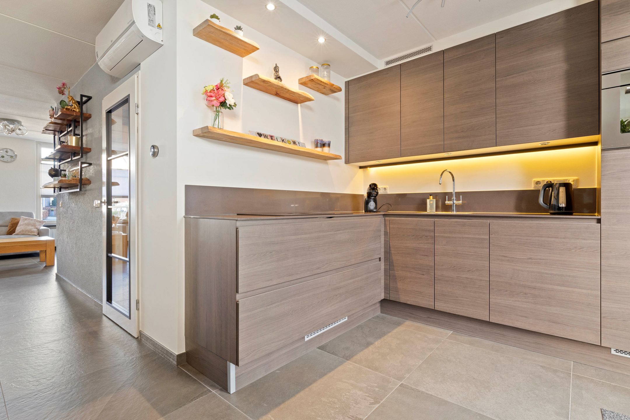 Photo 18 of Jan Visserhof 10-A